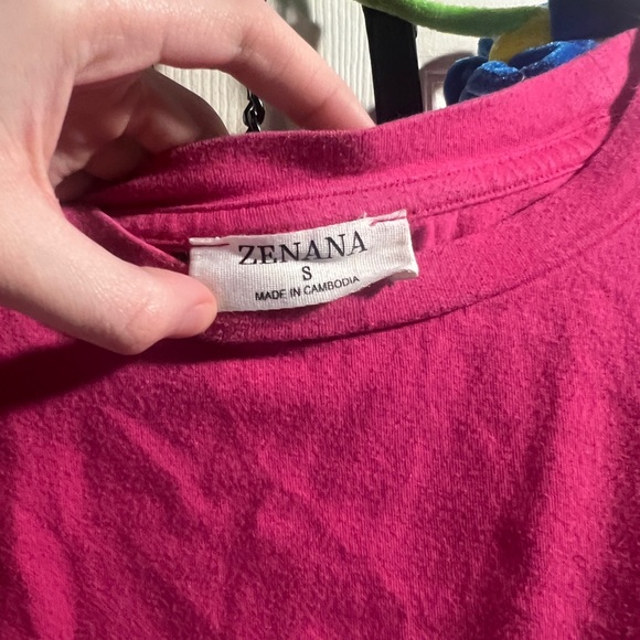 Pink cropped tee - Picture 2 of 3